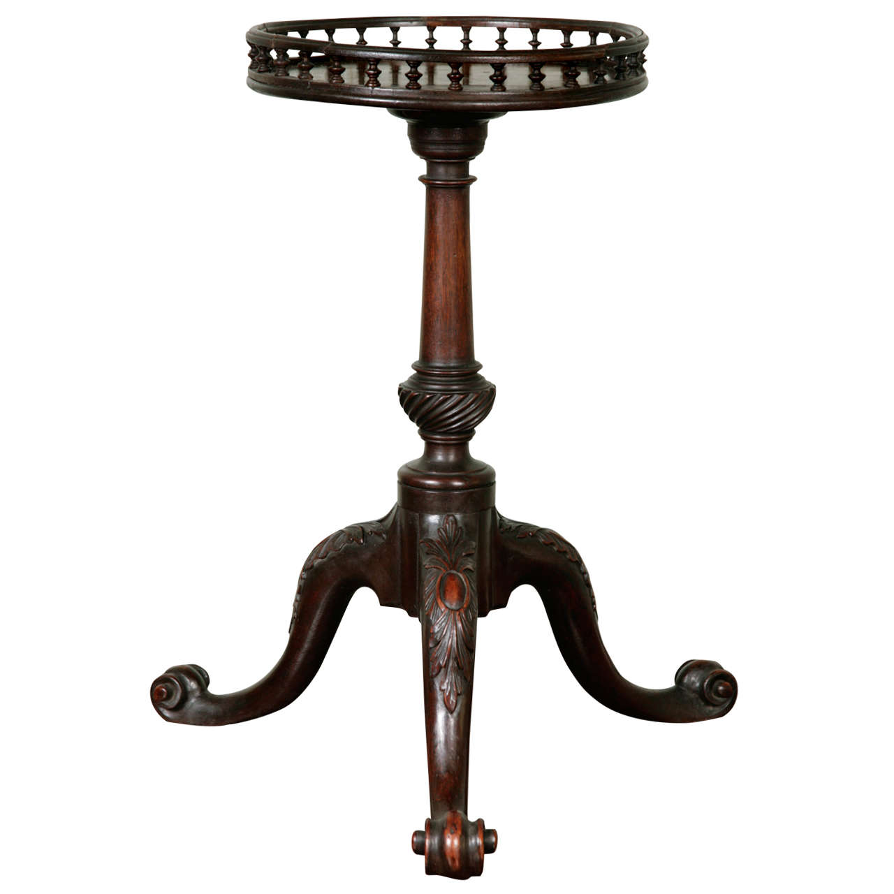 A Late George II Mahogany Kettle Stand