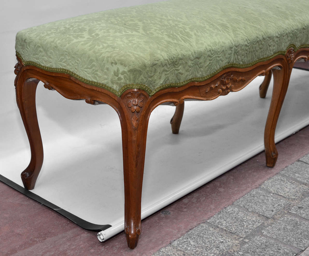 Velvet Long bench Louis XV style