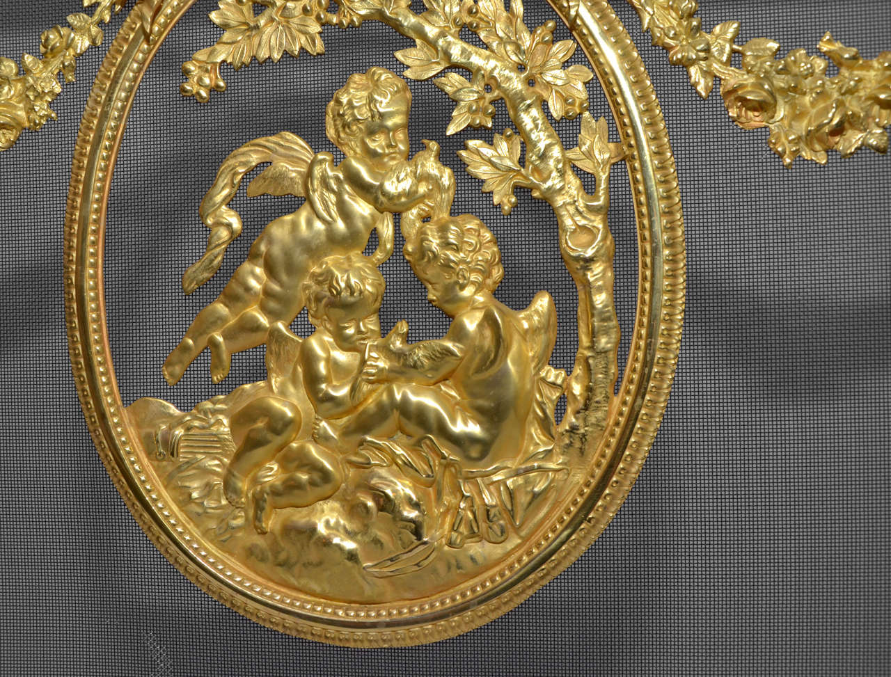 Exceptional Louis XVI Style Gilded Bronze Screen Fire For Sale 1