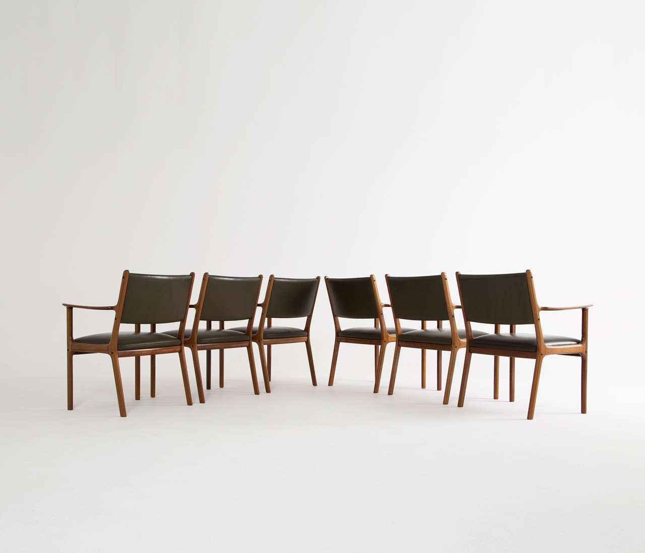 Scandinavian Modern Ole Wansher Elegant Set of Six 'PJ 412' Dining Chairs