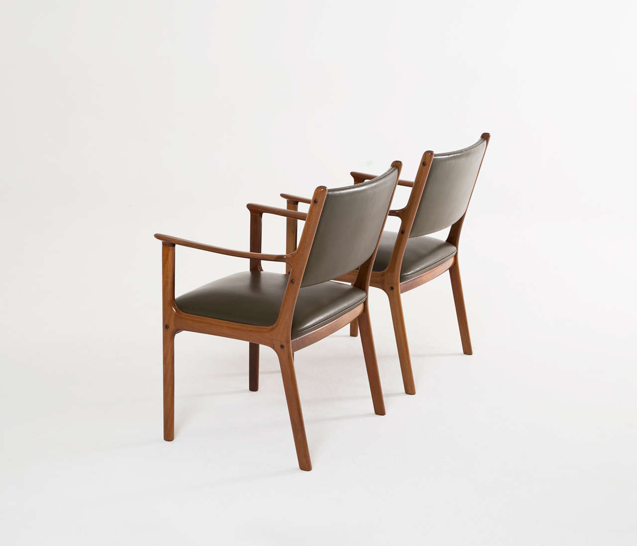 Mid-20th Century Ole Wansher Elegant Set of Six 'PJ 412' Dining Chairs