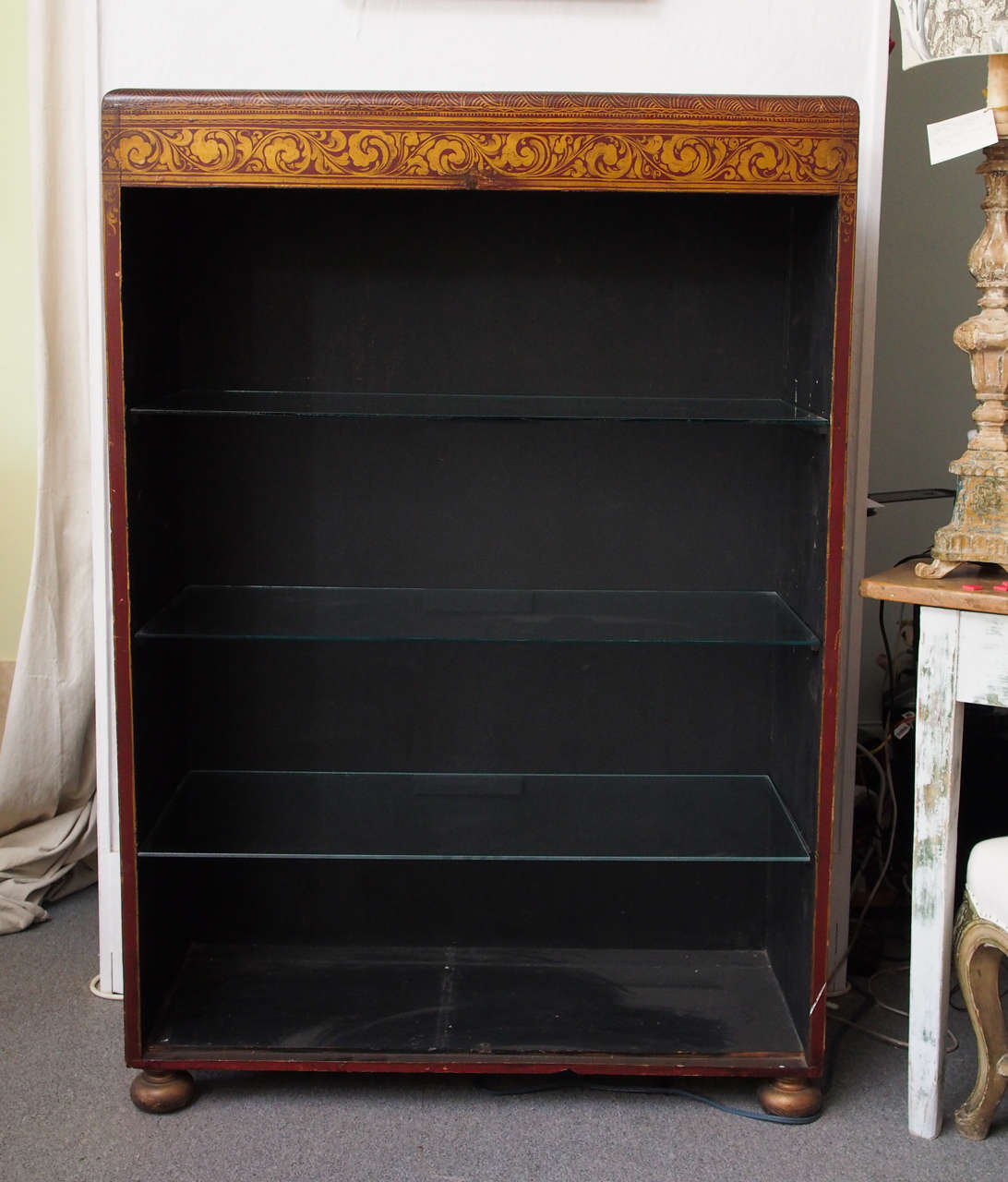 20th Century Italian Red Lacquer Wood Bookcase with Gilt Stenciling