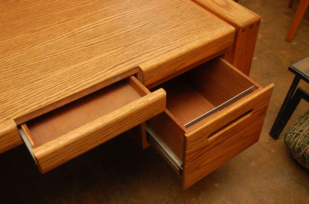 Oak Solid oak desk by Lou Hodges for Design group, San Diego For Sale