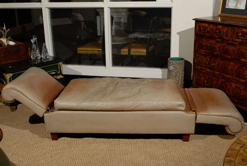 Mid-20th Century French Art Deco Convertible Leather Daybed