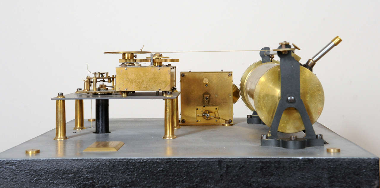 A highly important and unusual French scientific thermograph. For Sale 4