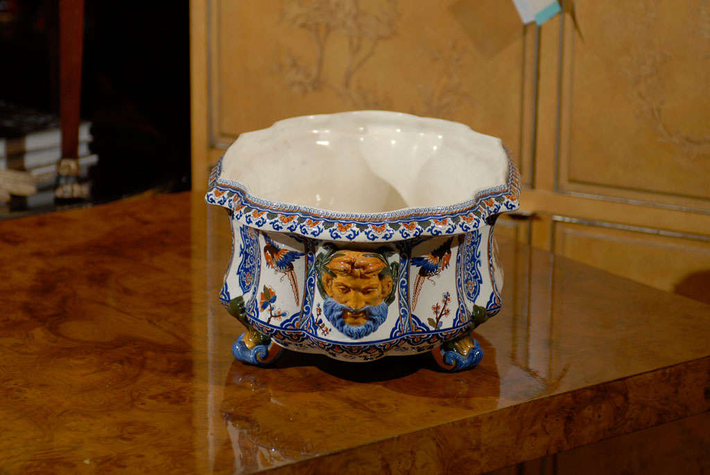 19th Century Italian Majolica Porcelain Centerpiece For Sale 3