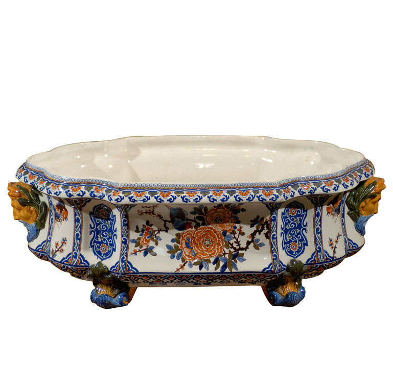 19th Century Italian Majolica Porcelain Centerpiece For Sale