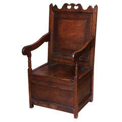 Antique Late 17th Century English Oak Wainscot Chair With Box Seat