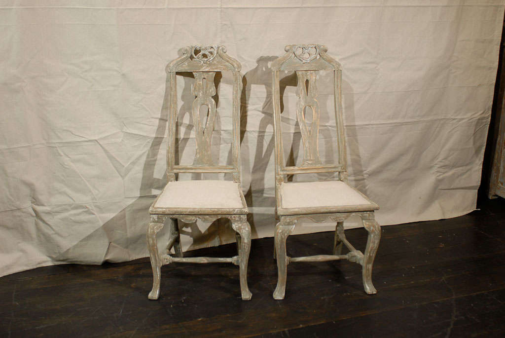 A Swedish Pair of Period Baroque Carved & Painted Wood Side Chairs, Circa 1730 For Sale 4