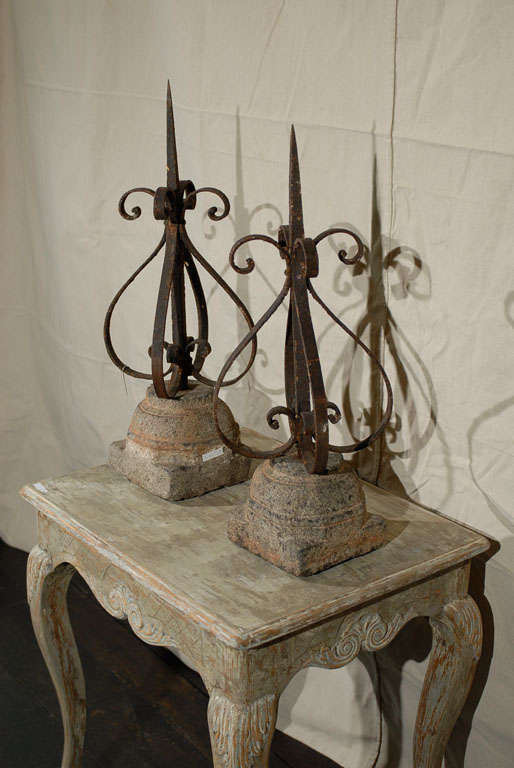 Pair of 19th Century French Finials Mounted on Granite Bases For Sale 1