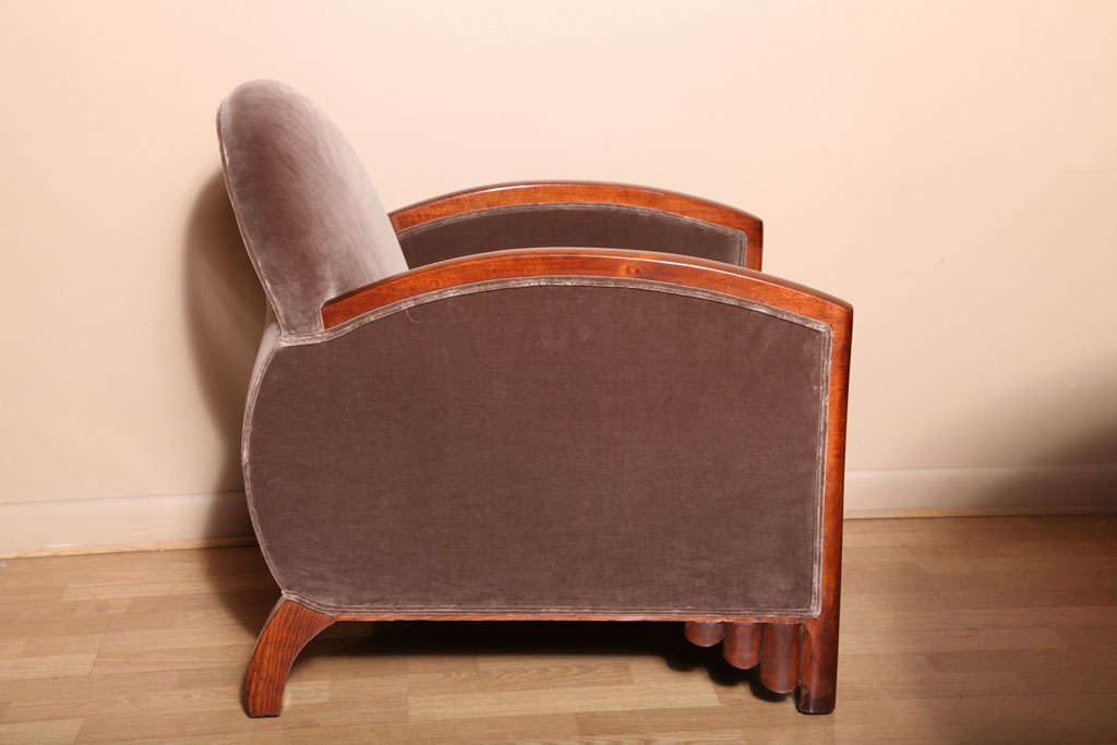 Pair of Art Deco Armchairs In Excellent Condition For Sale In New York, NY