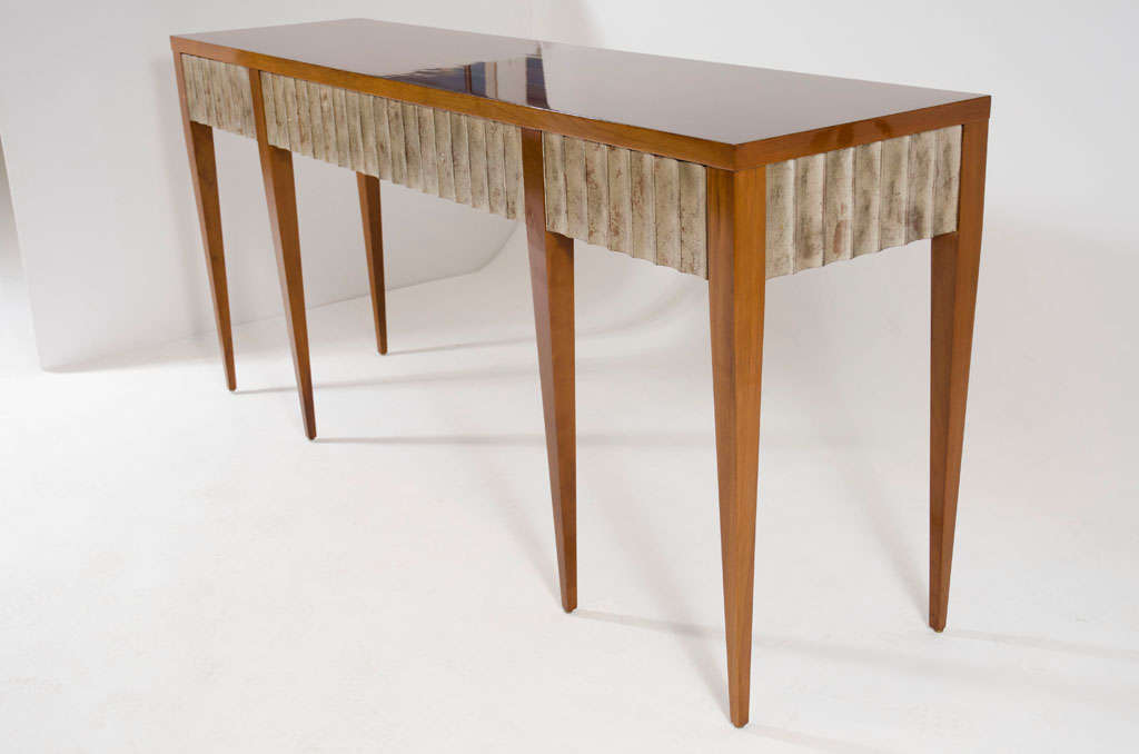 fluted console