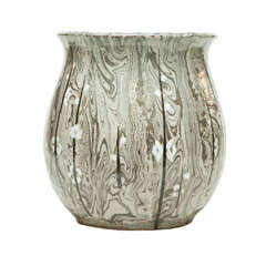Japanese Marbleized Akahada-Ware Earthen Vase