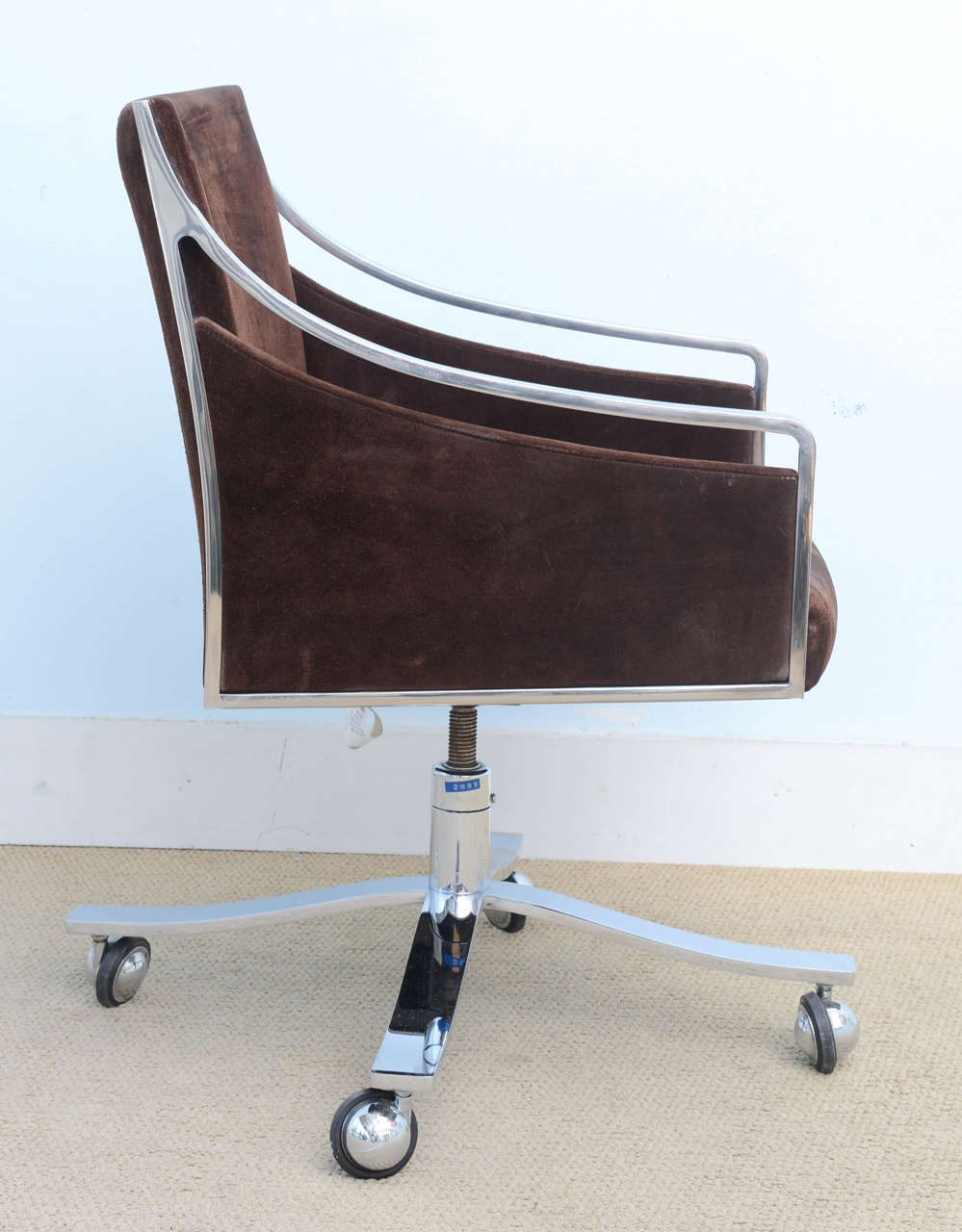 One MidCentury Modern Stow Davis Office Desk Chair at 1stdibs