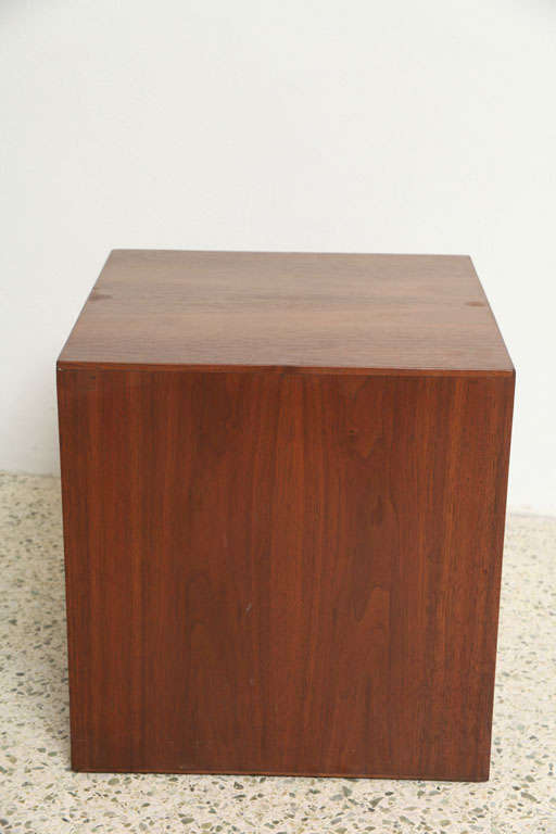 Pair of Cube Tables by Directional In Good Condition In West Palm Beach, FL