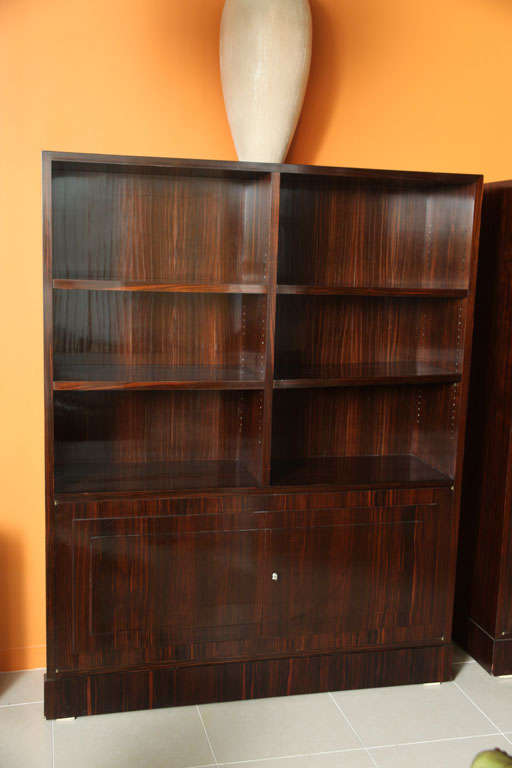 Pair of French Late Art Deco Ebony de Macassar Bookcase Cabinets, by Dominique In Excellent Condition For Sale In Hollywood, FL