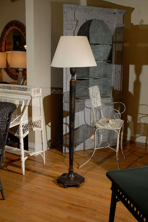 English Floor Lamp with Chinoiserie details c.1920s 6