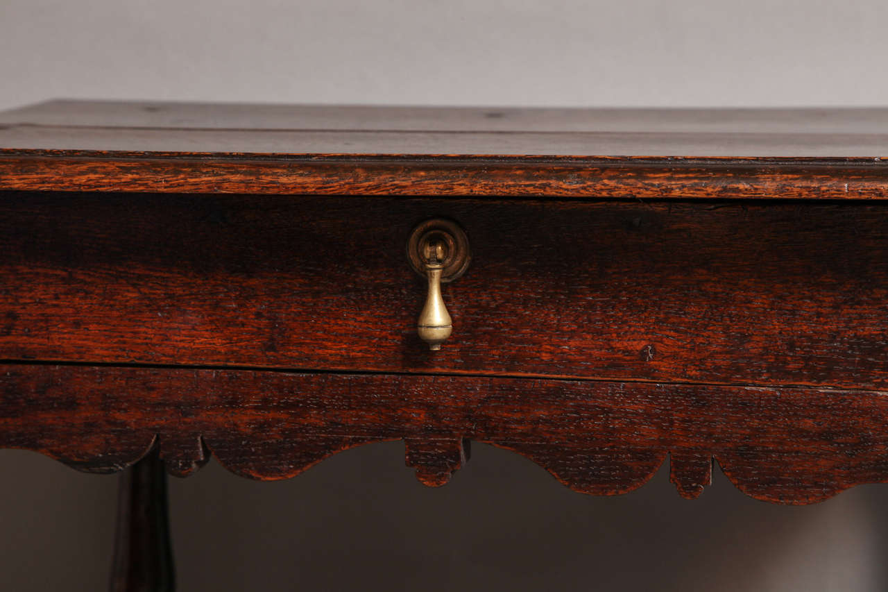 Queen Anne Period Oak Side Table 4