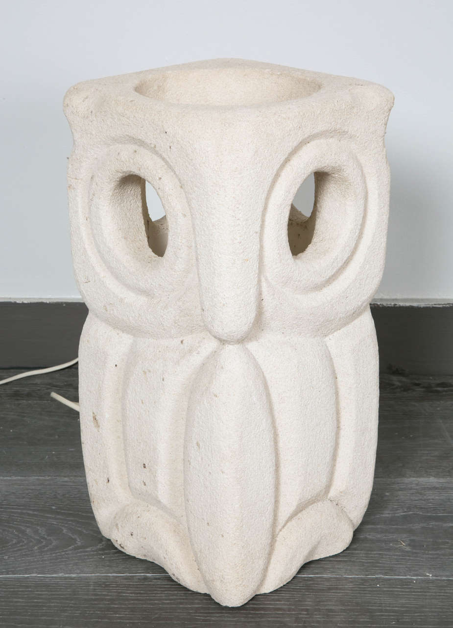 Large lamp in limestone with an owl, attributed to Alfred Tormos.