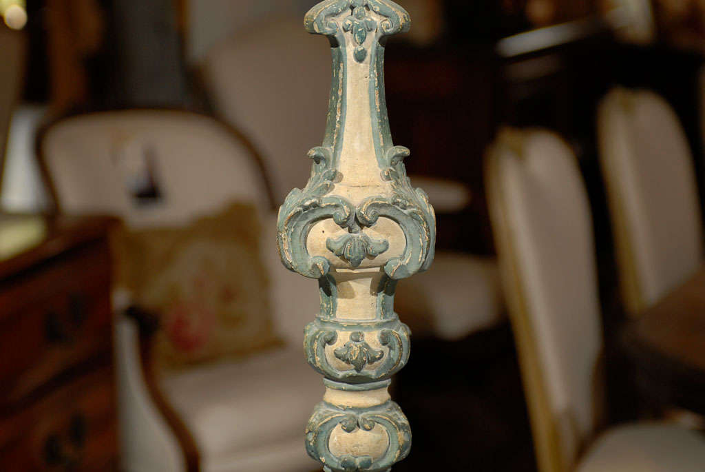 French 18th Century Italian Rococo Single Carved Candlestick, Painted with Blue Accents For Sale