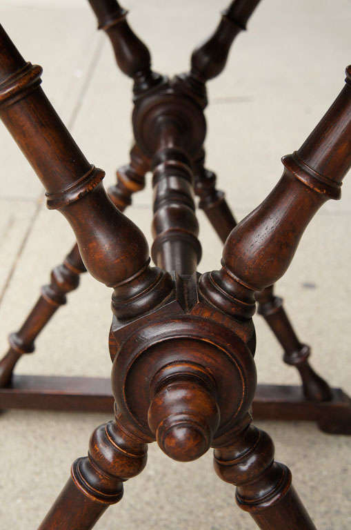 Antique Walnut Tray Table In Good Condition For Sale In Hudson, NY