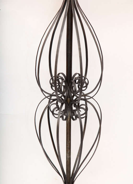 Floor Lamp Art Moderne wrought iron France 1940's For Sale 1