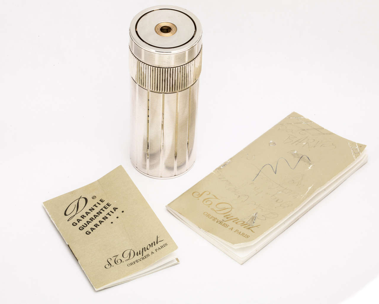 Rare S.T. Dupont Cylinder Table Lighter in Silver Plated Finish at 1stdibs