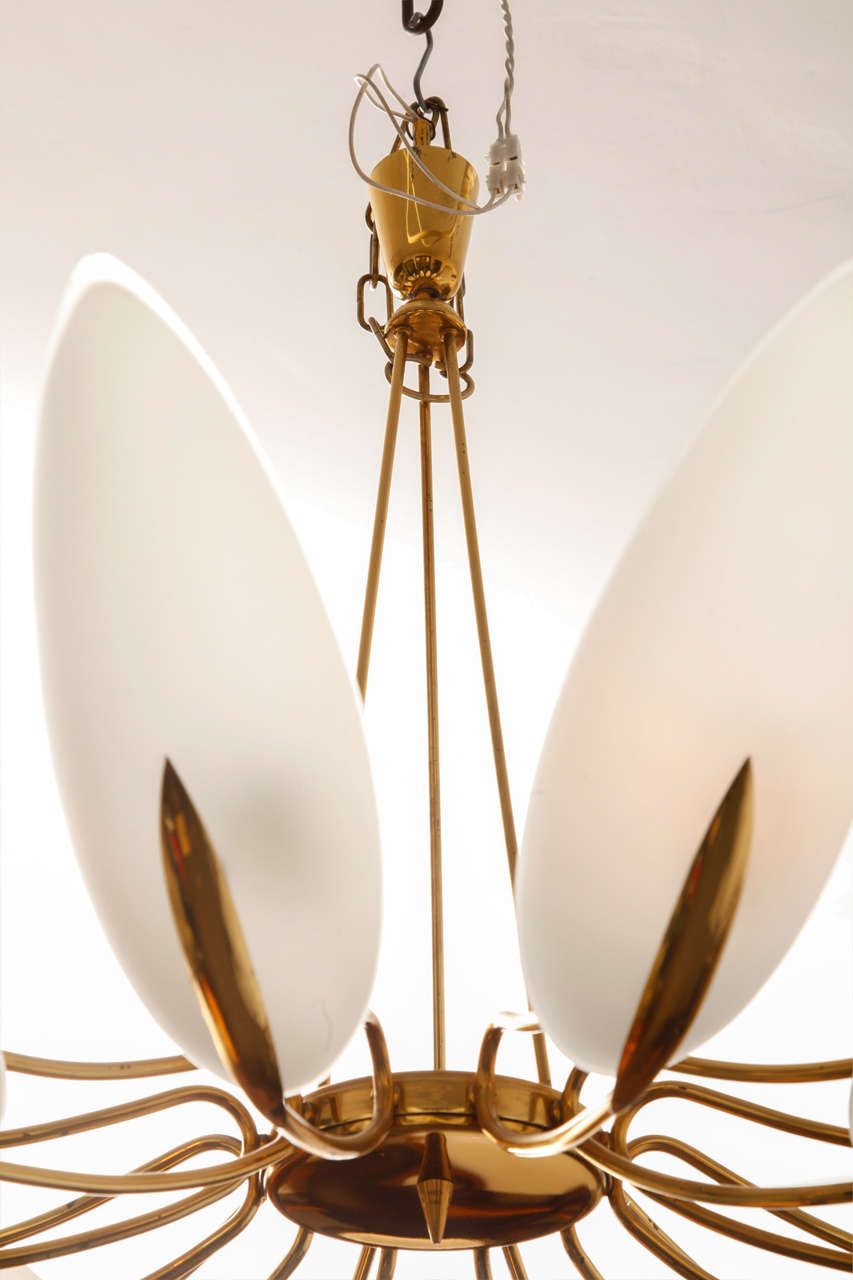 Mid-Century Modern Chandelier Attributed to Stilnovo