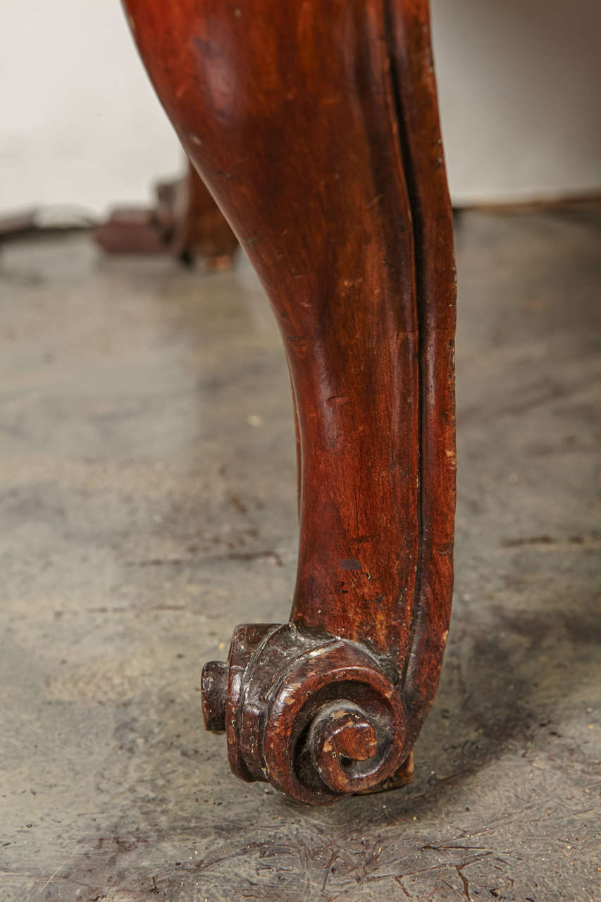 18th Century French, Walnut Marble Top Commode For Sale 4