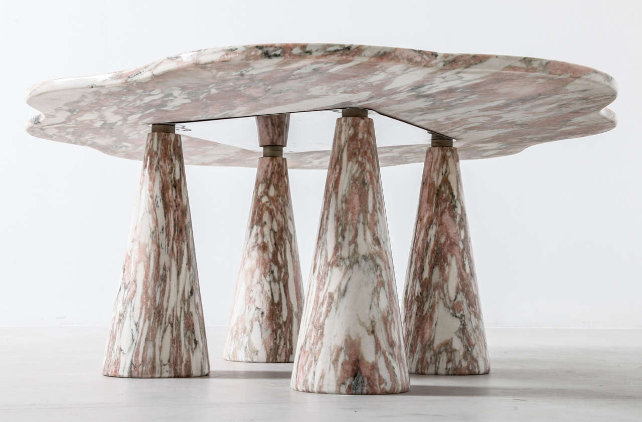 Mid-20th Century Stunning Italian Marble Coffee Table in Style of Mangiarotti