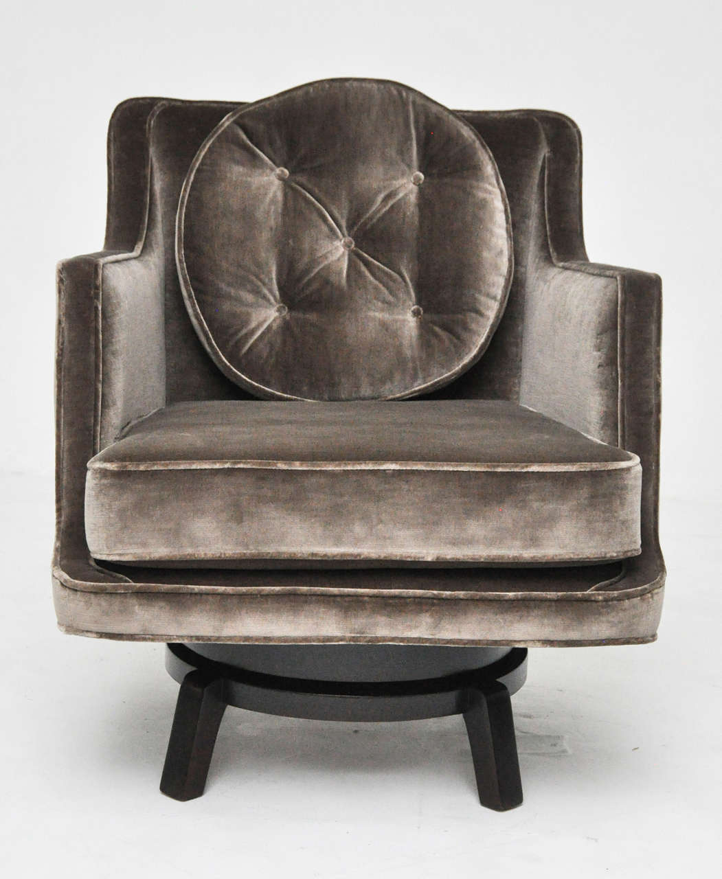 Swivel lounge chair by Edward Wormley for Dunbar.  Fully restored.  Newly upholstered.