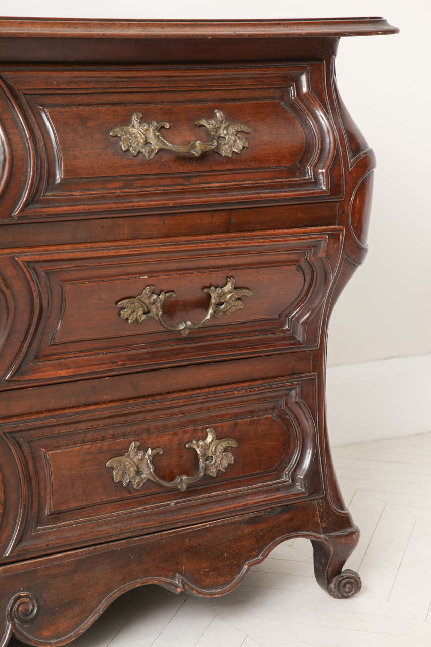 French Louis XV Walnut Commode, Second Quarter of the 18th Century