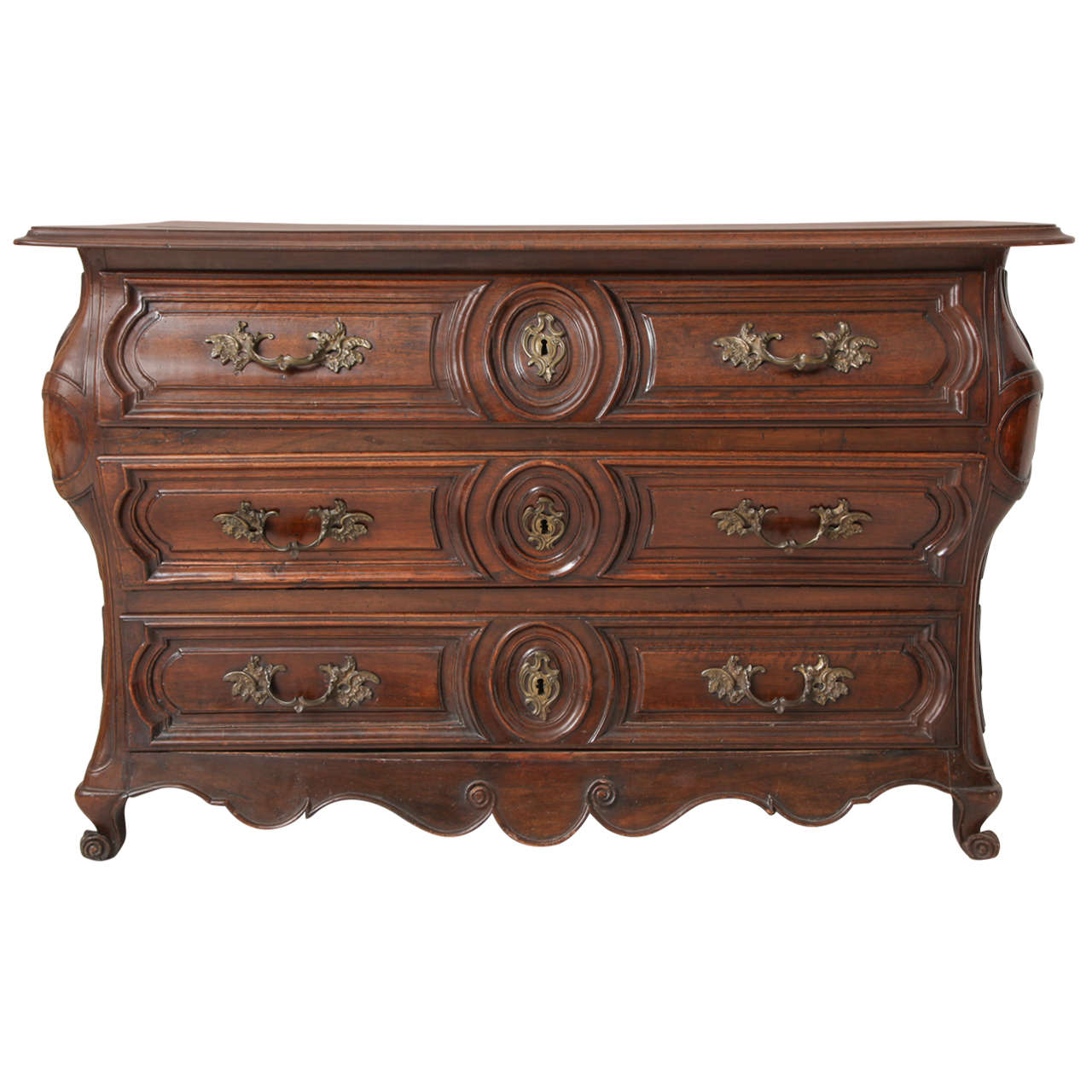 Louis XV Walnut Commode, Second Quarter of the 18th Century