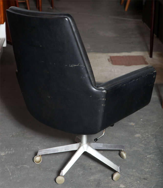 Scandinavian Modern Black Leather Swivel Desk Chair by Finn Juhl