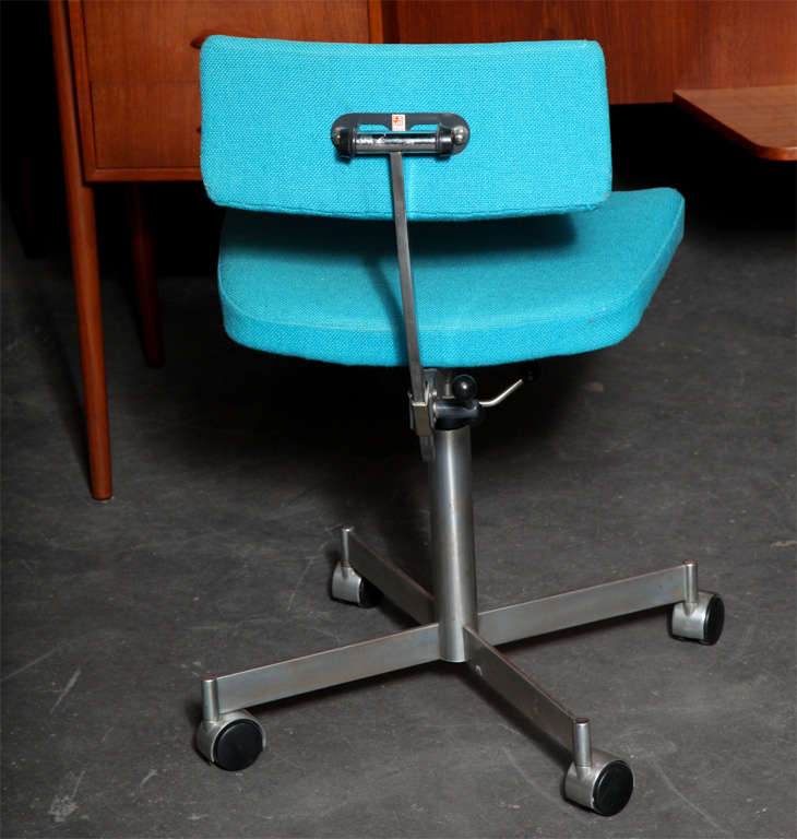 Mid-20th Century Vintage Danish Kevi Desk or Task Chair For Sale