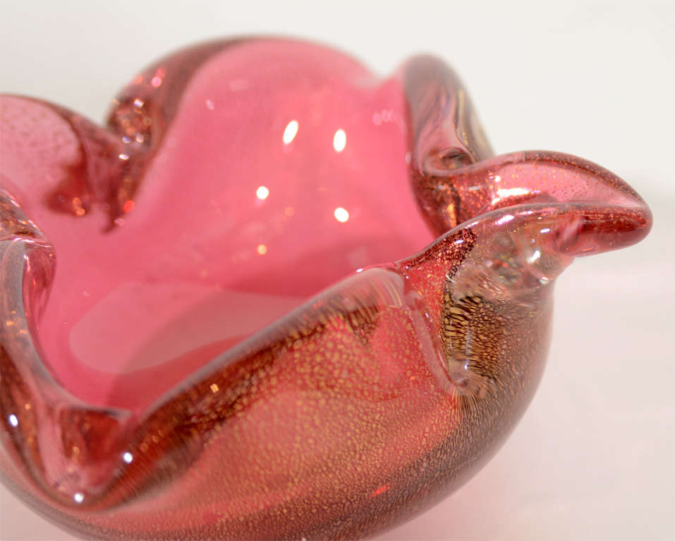 Modernist Murano Glass Lily Ashtray or Bowl by Seguso 1