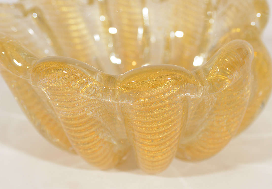 Murano Shell Bowl or Ashtray with 24K Gold Flecks by Seguso 3