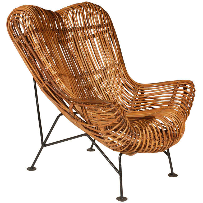 A Rattan Lounge Chair in the Style of Franco Albini