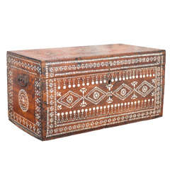 Egyptien Mother Of Pearl Inlaid Wood Coffer