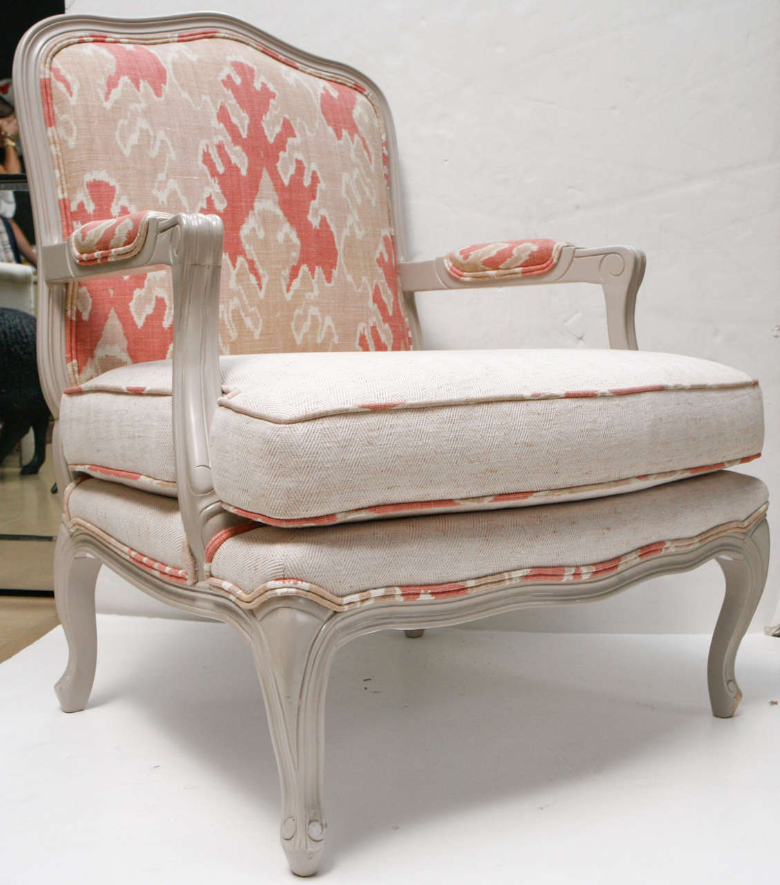 18th Century and Earlier French Louis XV Armchair For Sale