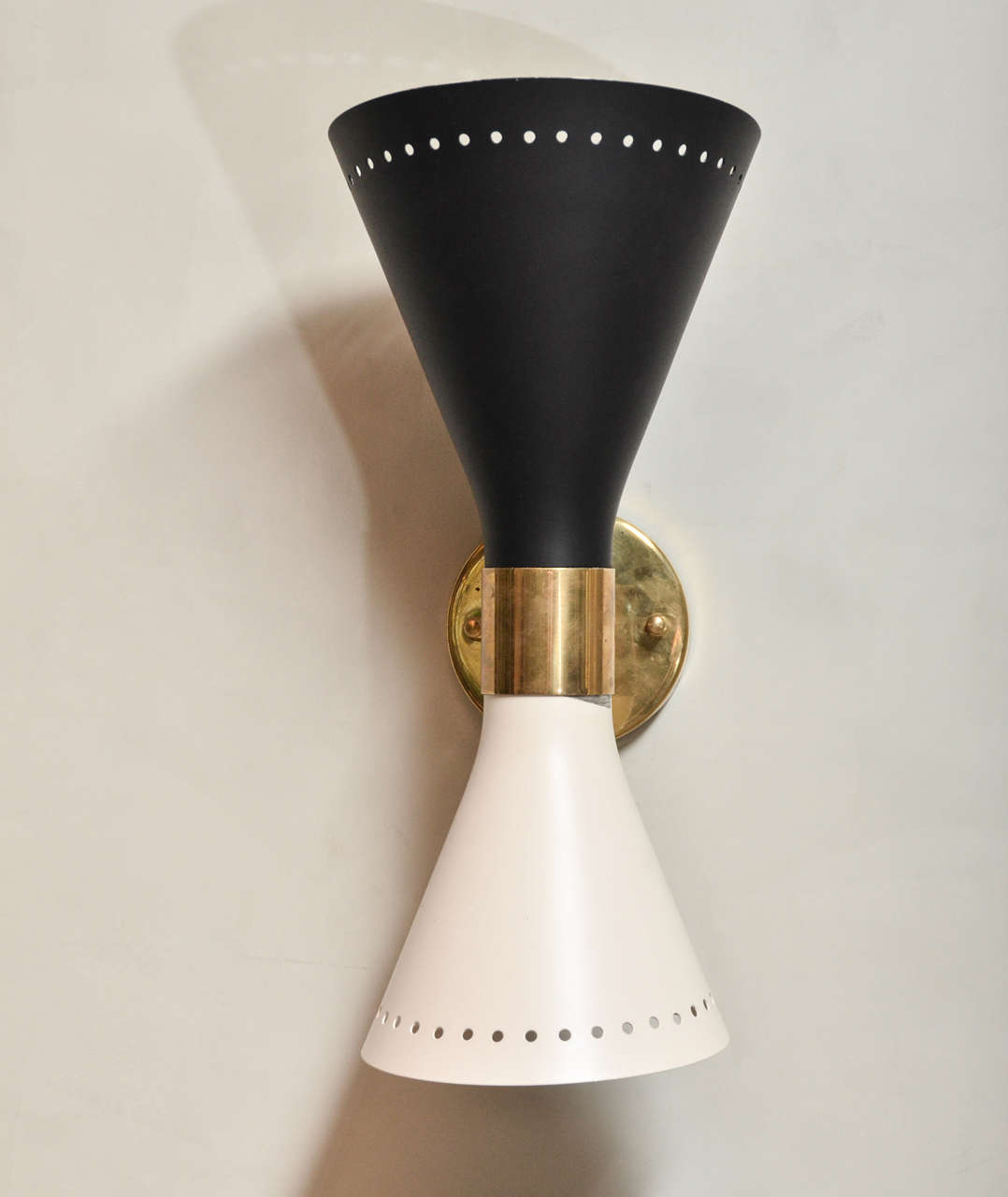 Mid-Century Modern Pair Of Mid-century Italian Black And White Sconces in the style of Stilnovo