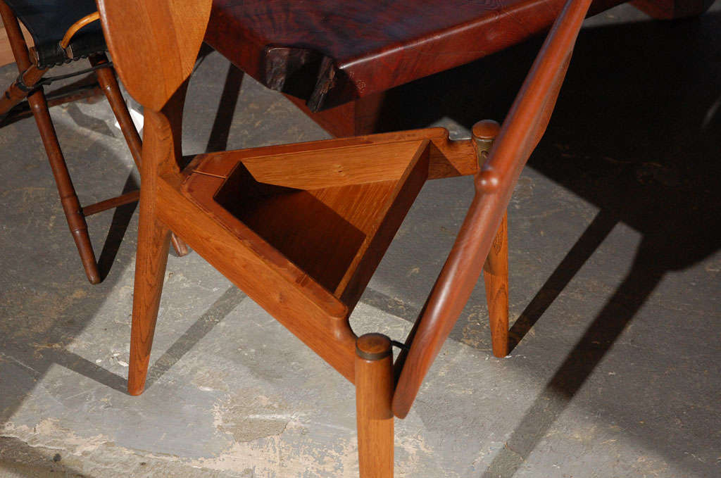 Valet Chair by Hans Wegner 3