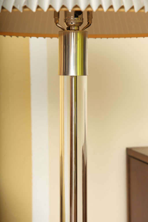 American Mid Century Modern Elegant Tubular Glass and Chrome Laurel Floor Lamp 1960s