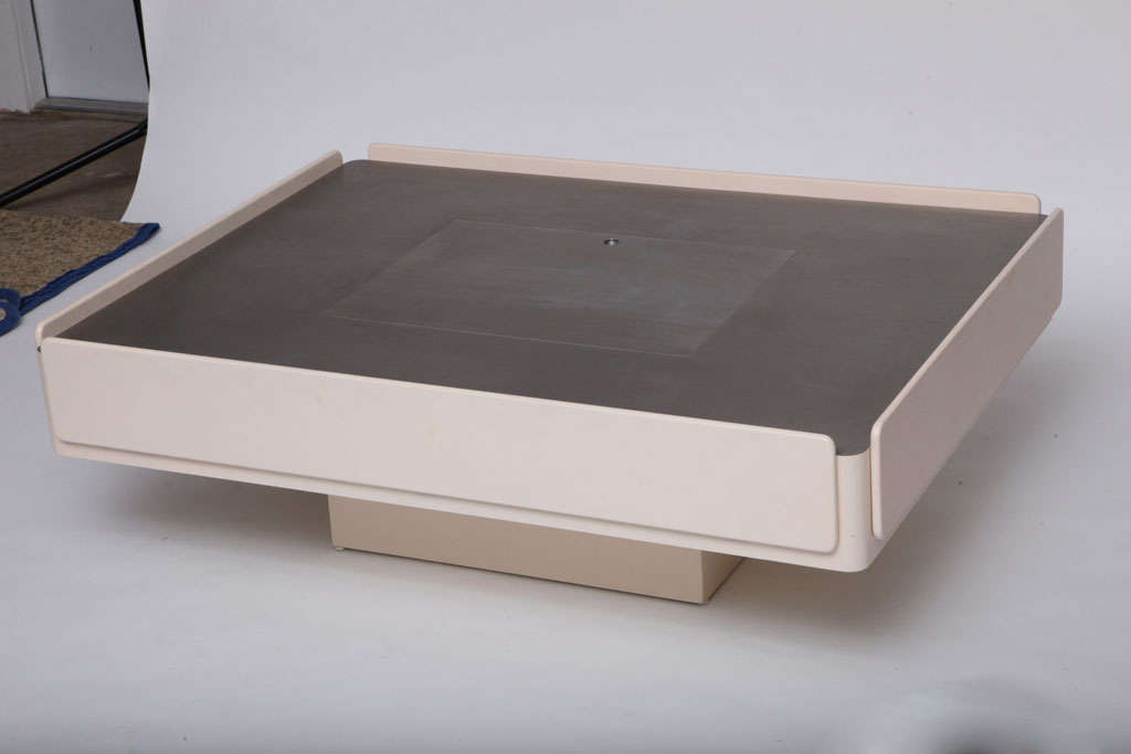 Vico Magistretti Caori Coffee Table