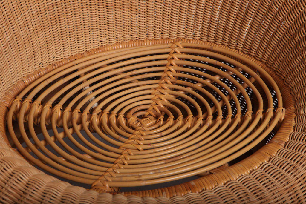 Mid-20th Century Rare Isamu Kenmochi round Chair and Table/Ottoman