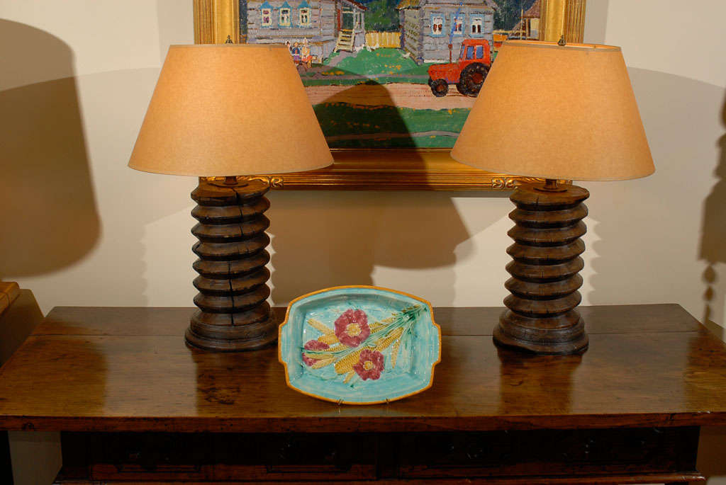 This is a gorgeous turquoise Wedgwood platter.  Corn, red flowers and wheat husks are in the center of the bread platter.  The background is basket weave with a gold edge.  The colors are outstanding and the platter is in excellent condition.  It is