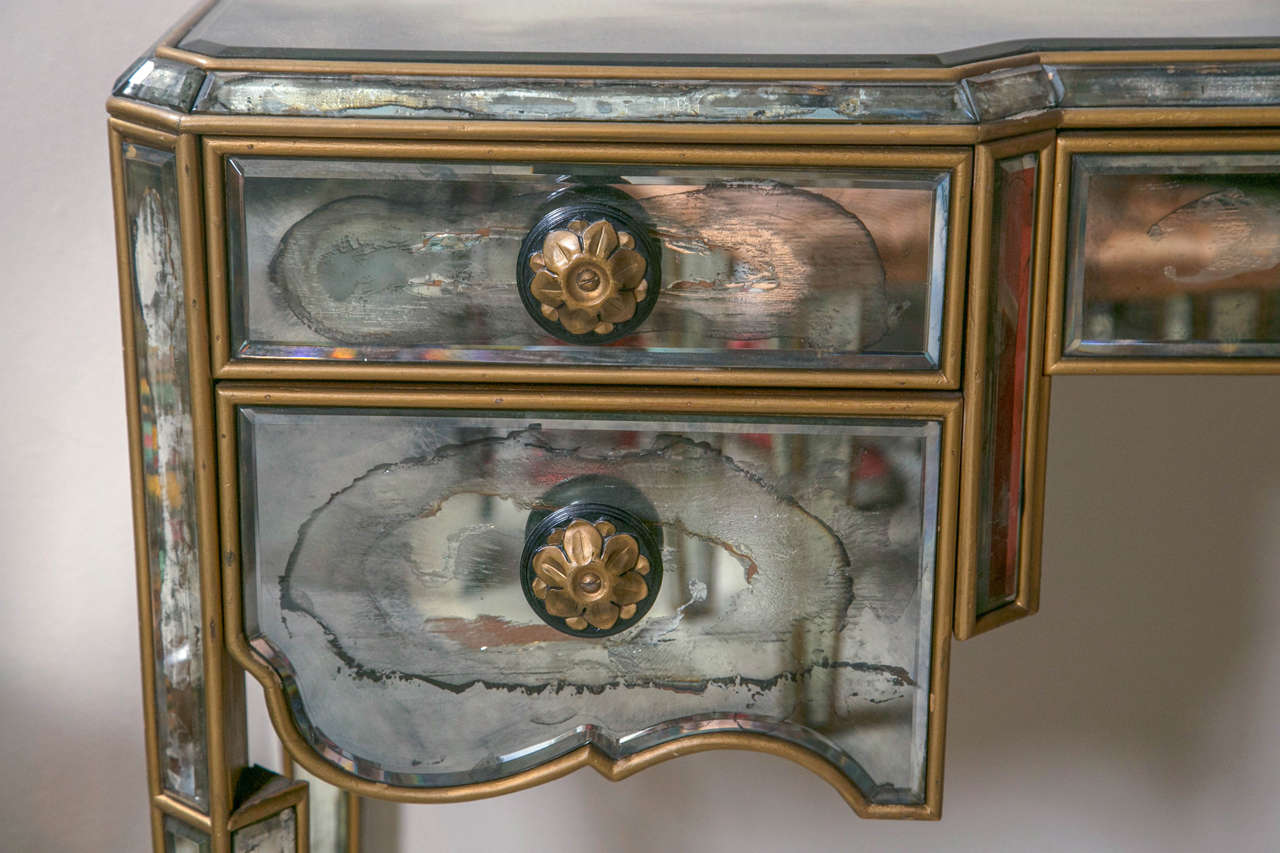Mirrored Vanity Desk 1