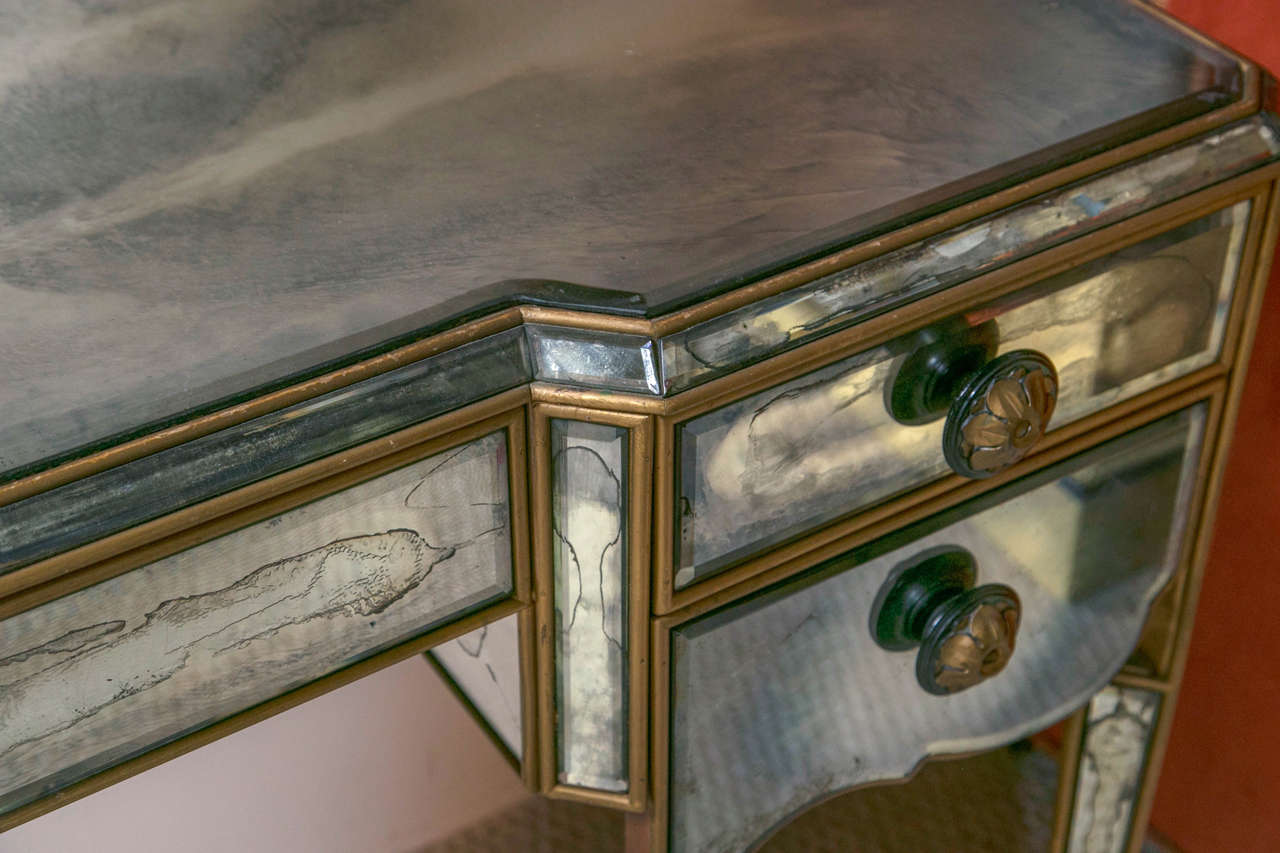 Mirrored Vanity Desk 4