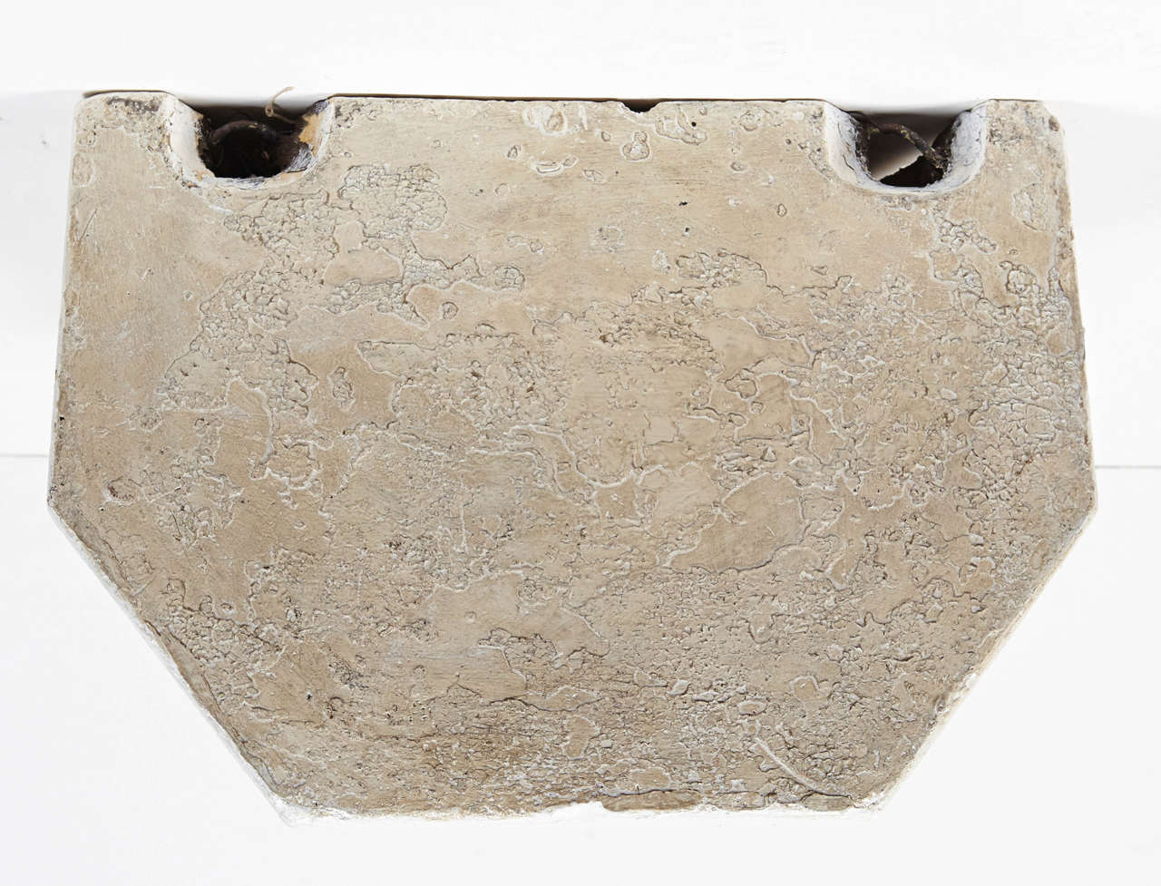 Rococo Style Cast Wall Bracket In Good Condition For Sale In Dallas, TX