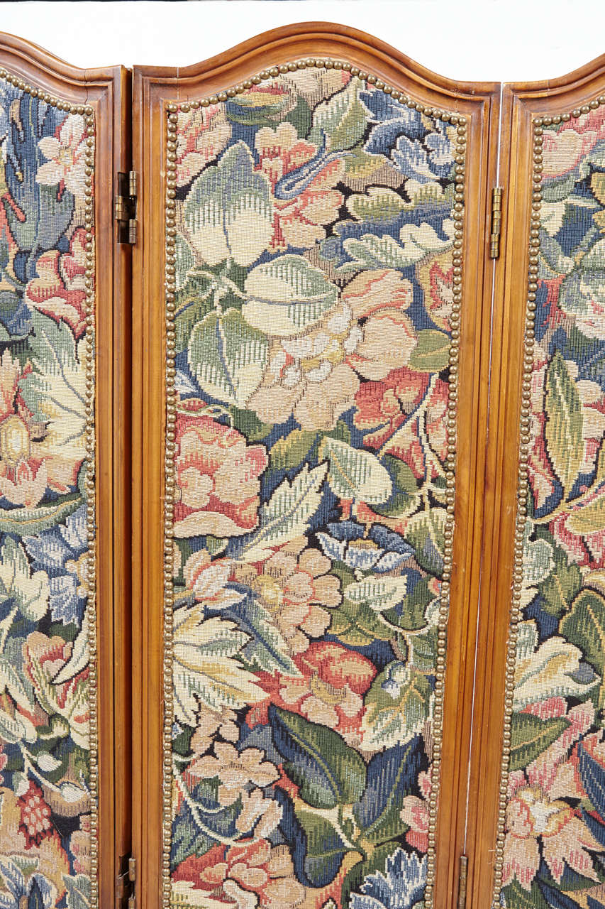 Small French Folding Screen With Floral Tapestry For Sale 1